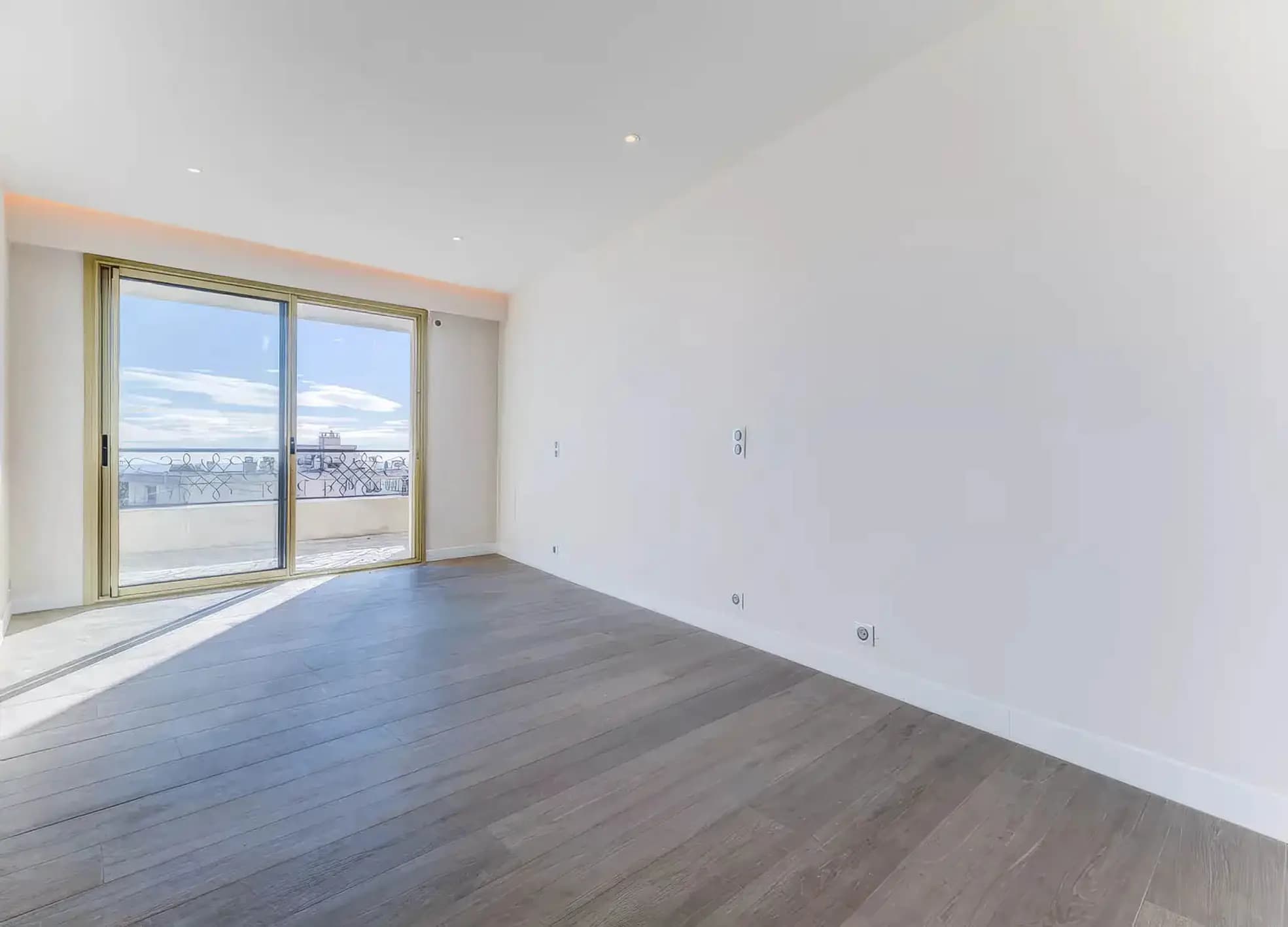 Chambre de maître — avant