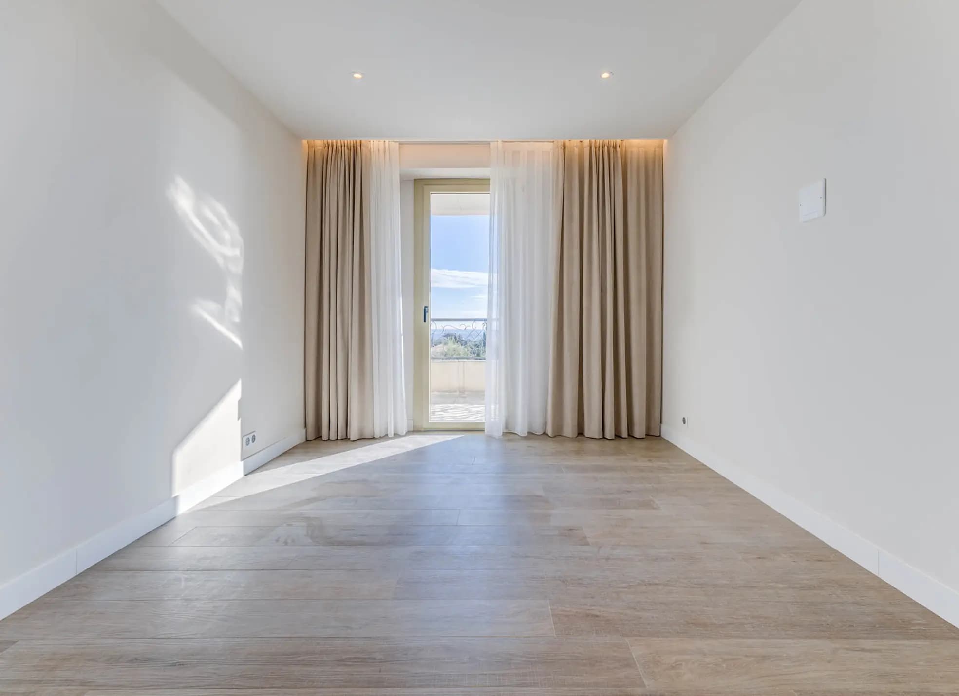 Deuxième chambre — avant